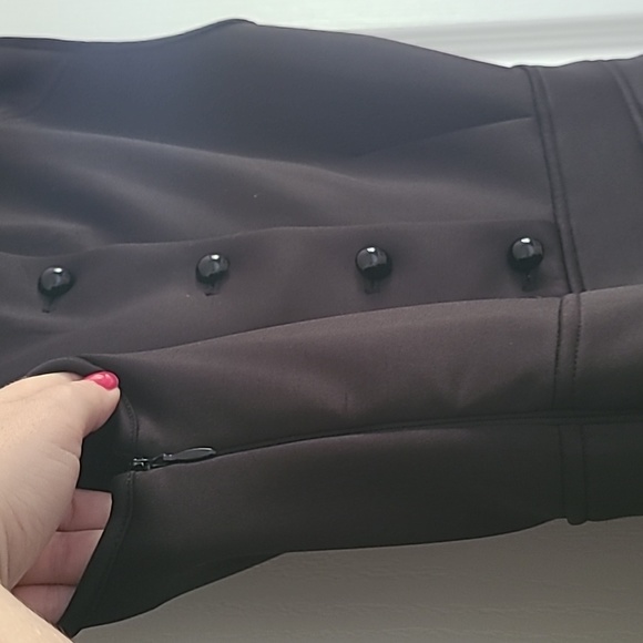 Peplum LBD - Picture 4 of 4